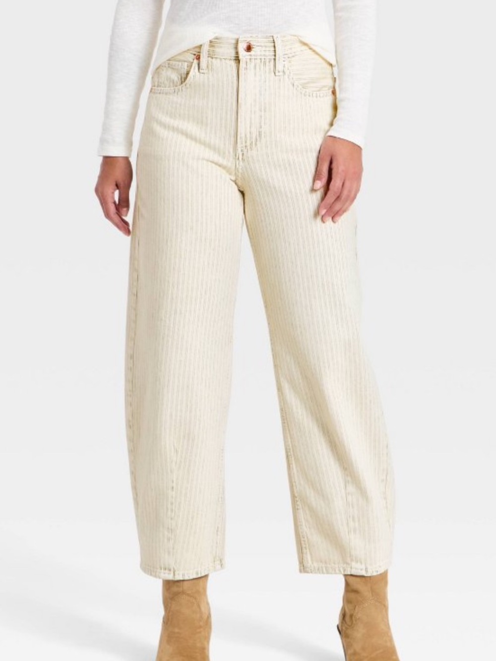 Universal Thread Cream Wide-Leg Boyfriend Jeans